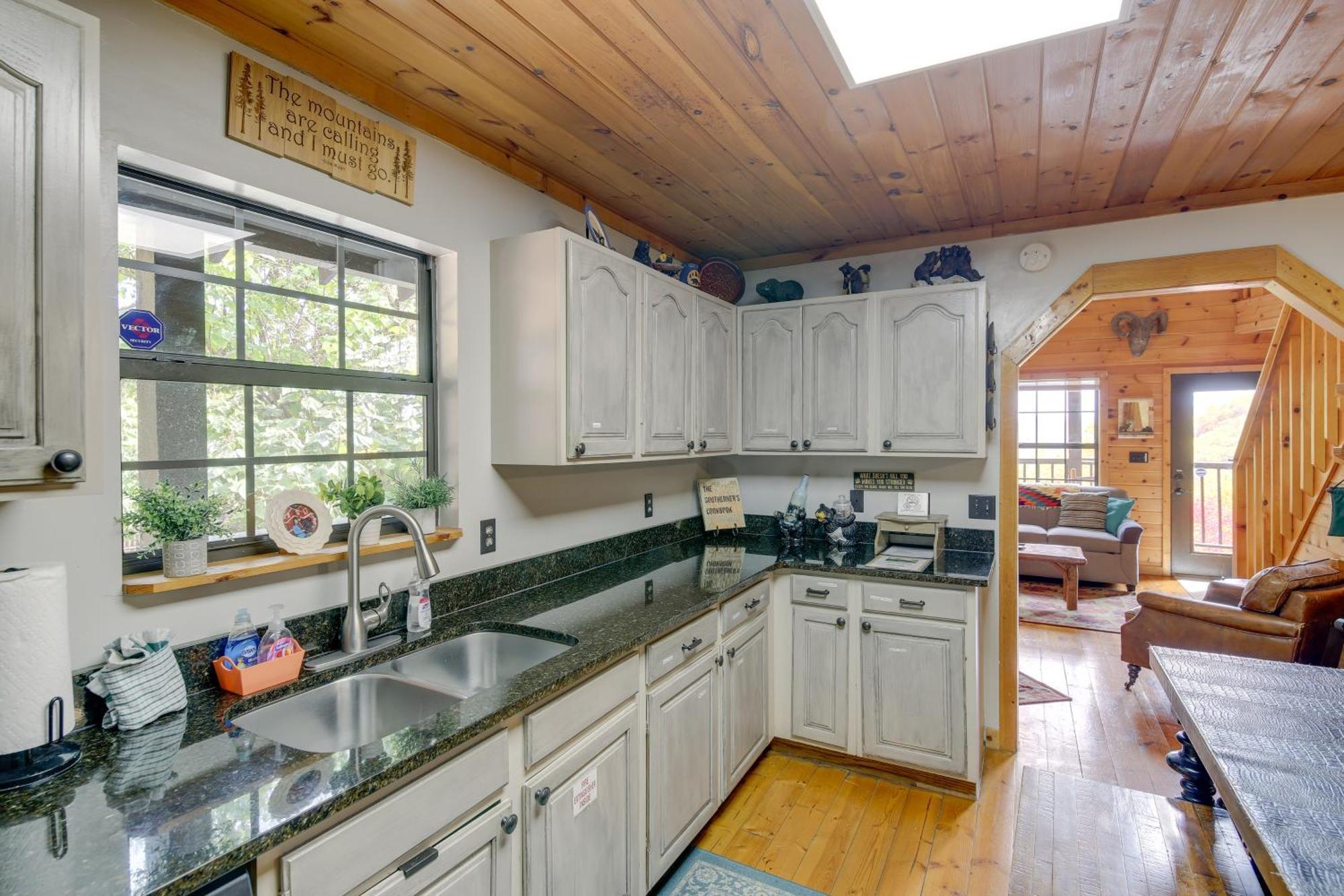 Above And Beyond Pigeon Forge Cabin With Prime Views! Exterior foto